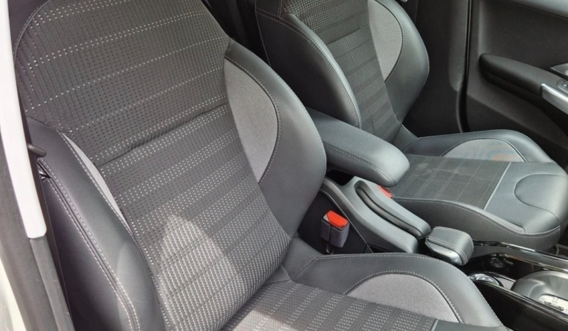 
								Peugeot 2008 1.5 diesel automatico full									