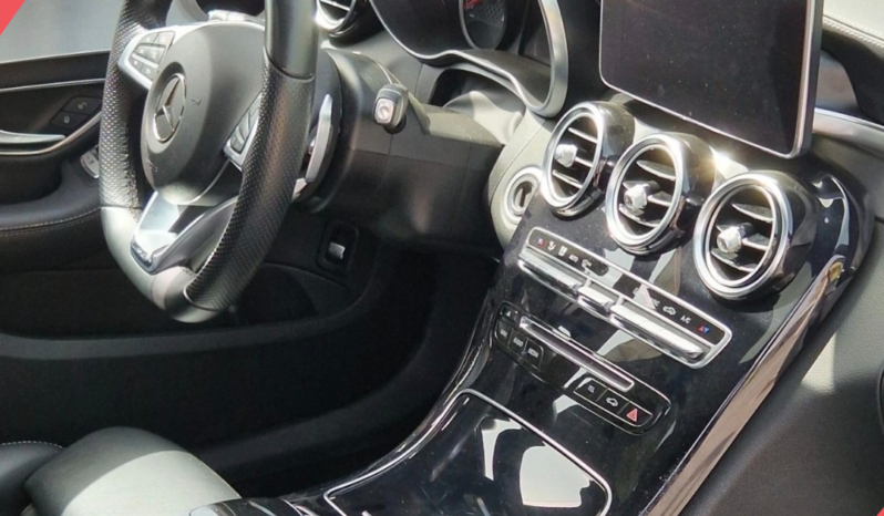 
								Mercedes-Benz C43AMG 4MATIC full									