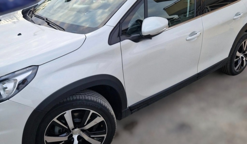 
								Peugeot 2008 1.5 diesel automatico full									