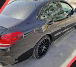 
										Mercedes-Benz C43AMG 4MATIC full									