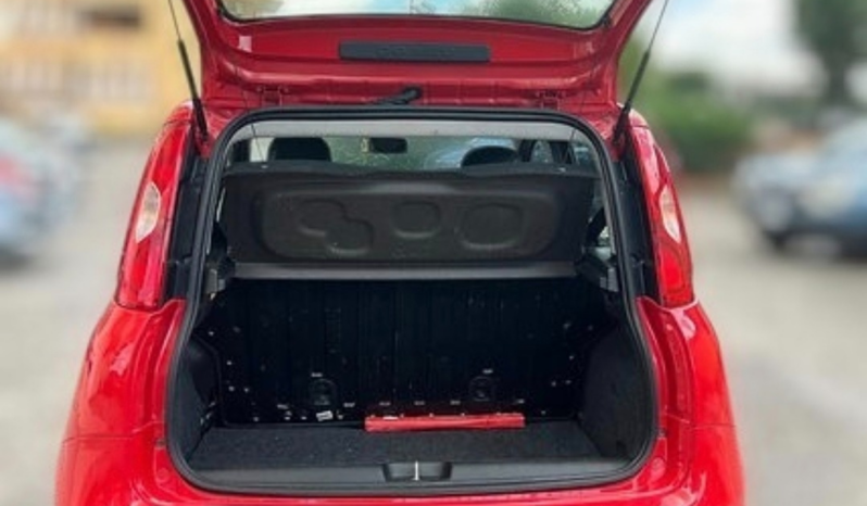 
								Fiat Panda 1.2 GPL Easy full									