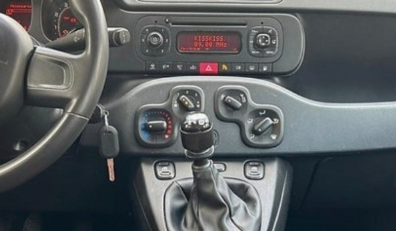 
								Fiat Panda 1.2 GPL Easy full									