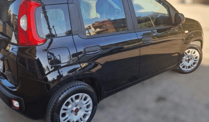 
								Fiat Panda 1.2 Lounge full									