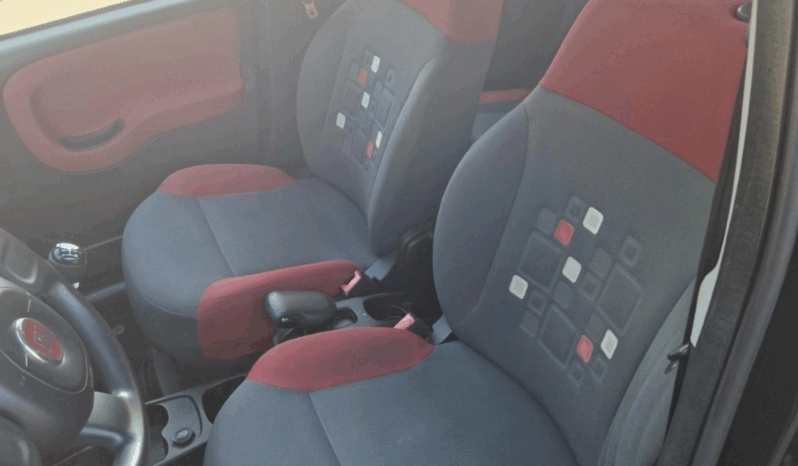 
								Fiat Panda 1.2 Lounge full									